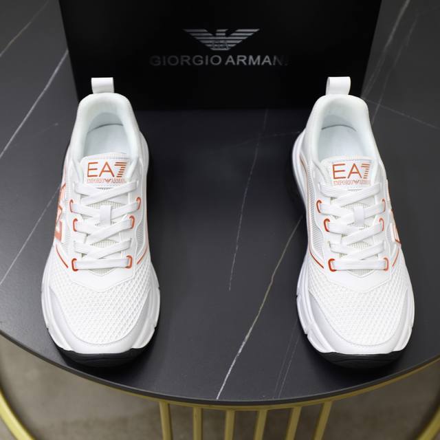 Factory Price: Brand: Armani Standard Sizes: 39-45 Grade: Same as official websi