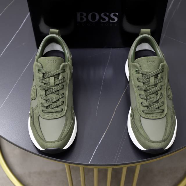 Factory Price: Brand: Boss Standard Sizes: 39-45 Grade: Same as official website