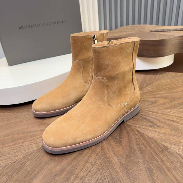 Bc Top Size: 39-44, 38.45 (custom sizes available) 2025 Brunello Cucinelli Suede