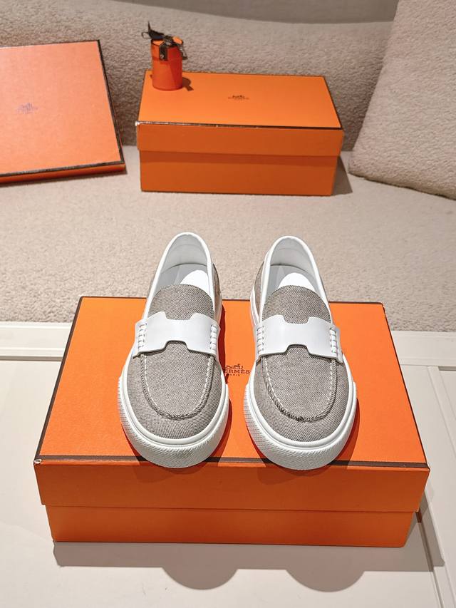 Fixed price, no discounts! Hermes# Platform Couple Loafers These calfskin and wa