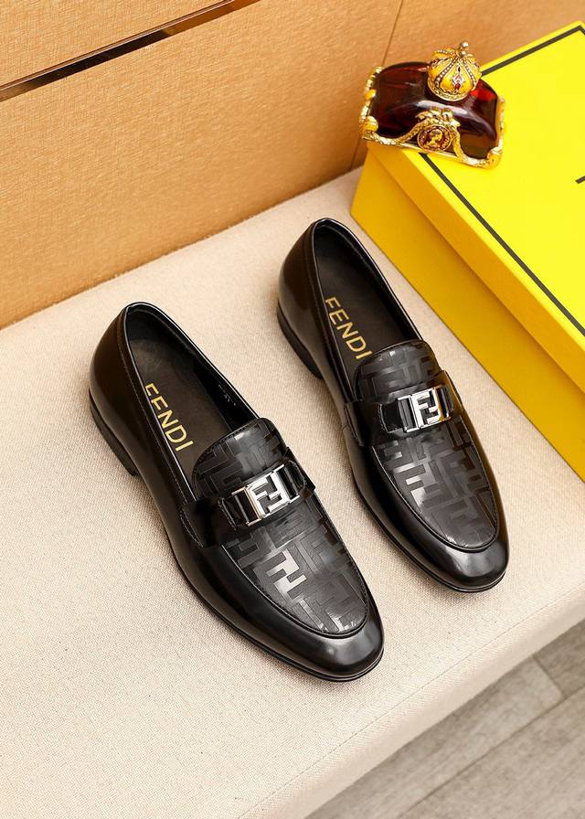 Product Trademark: Fendi Casual Leather Shoes True to Size: 38-44, 45 (Custom Si