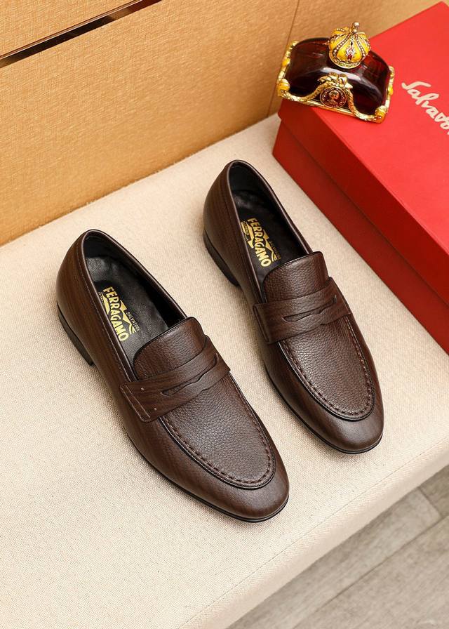 Product Brand: Ferragamo Casual Leather Shoes True to Size: 38-44, 45 (Custom Ma