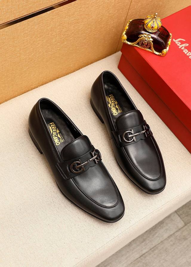 Product Brand: Ferragamo Casual Leather Shoes True to Size: 38-44, 45 (Custom Ma