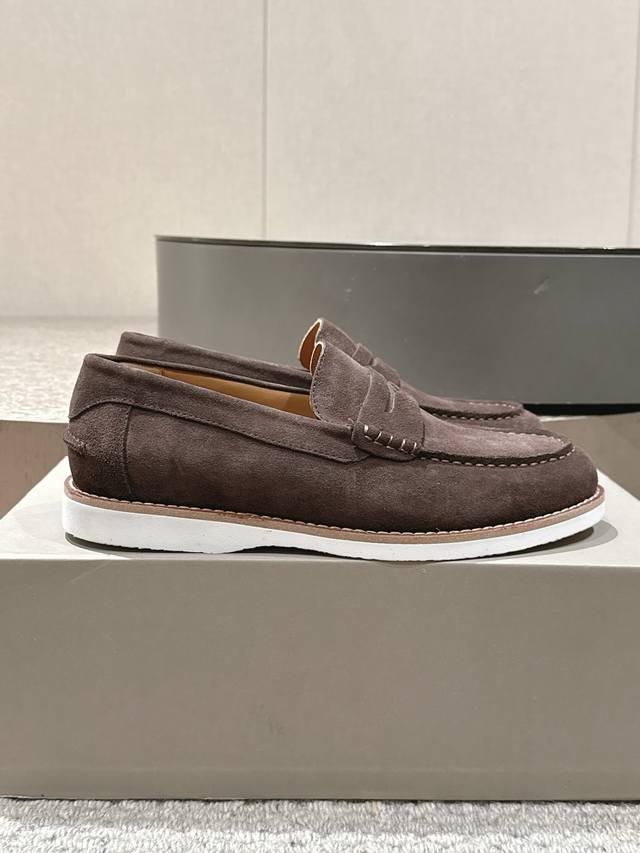 Bc Size: 39-44, 38, 45, 46, 47 (custom sizes available) 2025 Brunello Cucinelli