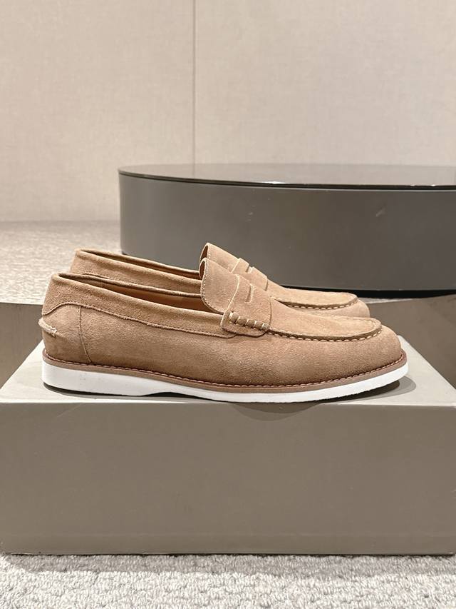 Bc Size: 39-44, 38, 45, 46, 47 (custom sizes available) 2025 Brunello Cucinelli
