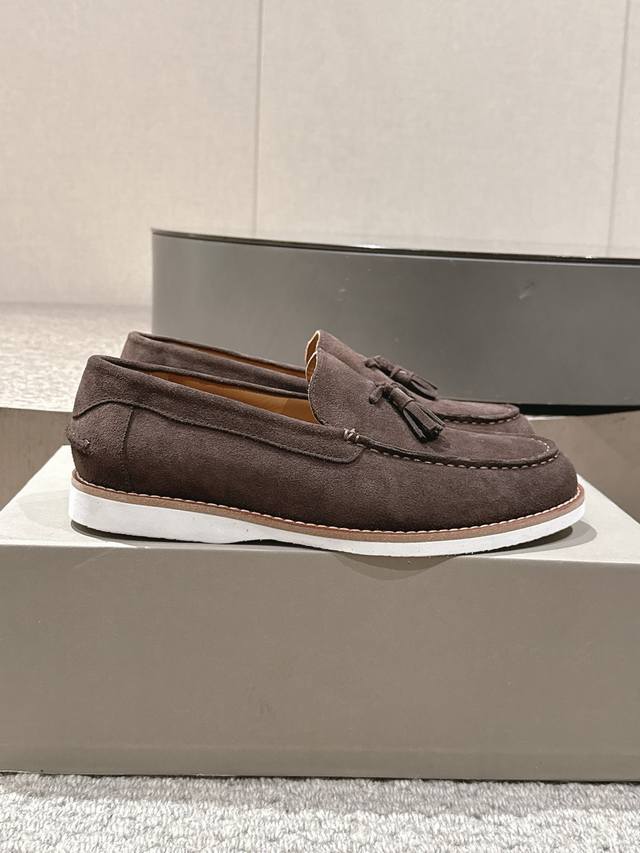 Bc Size: 39-44, 38, 45, 46, 47 (custom sizes available) 2025 Brunello Cucinelli