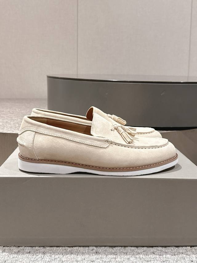 Bc Size: 39-44, 38, 45, 46, 47 (custom sizes available) 2025 Brunello Cucinelli