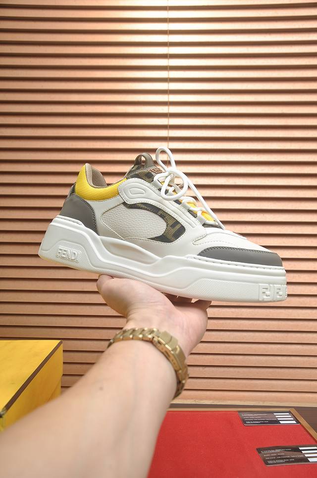 Factory Price P Fendi's latest casual sneakers, the same style worn by many cele