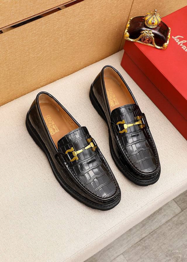 Product Trademark: Ferragamo Casual Leather Shoes True to Size: 39-44 45. Custom