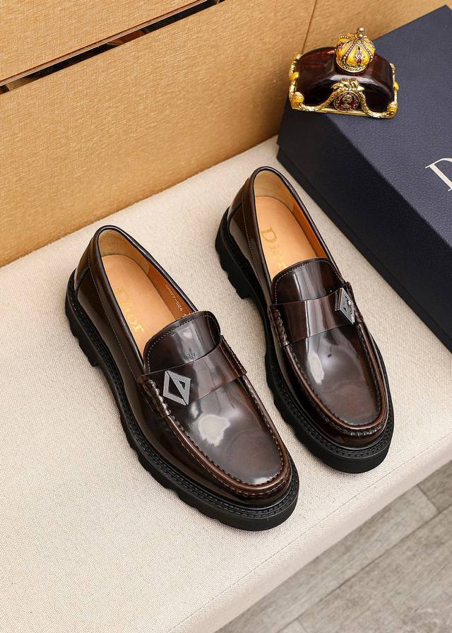 Product Brand: Dior Casual Leather Shoes True to Size: 39-44, 45 (Made to Order) Product Brand: Dior Casual Leather Shoes True to Size: 39-44, 45 (Made to Order)