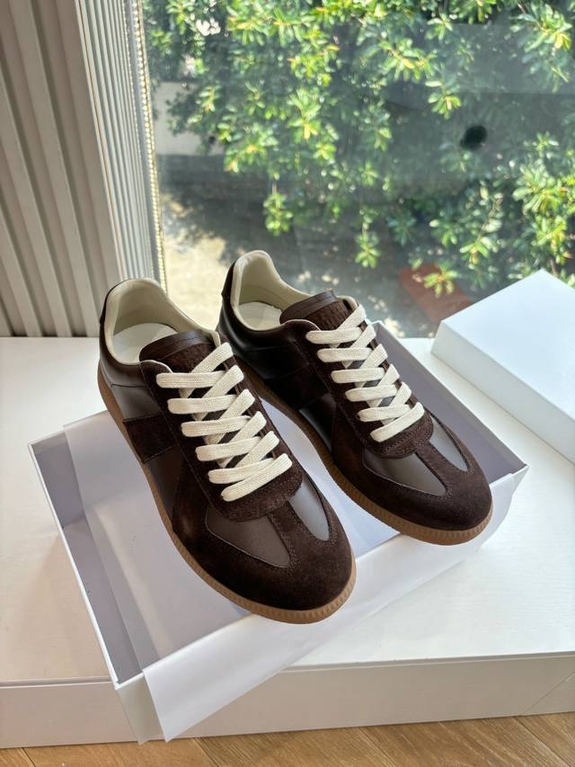 Maisonmargiela Mm6 German training casual shoes, a designer brand known for its