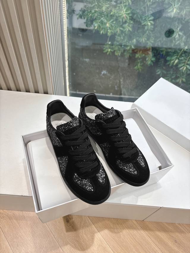 Maisonmargiela Mm6 German training casual shoes, a designer brand known for its