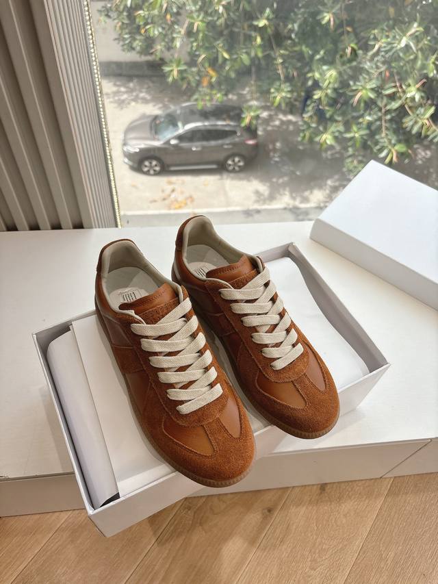 Maisonmargiela Mm6 German training casual shoes, a designer brand known for its