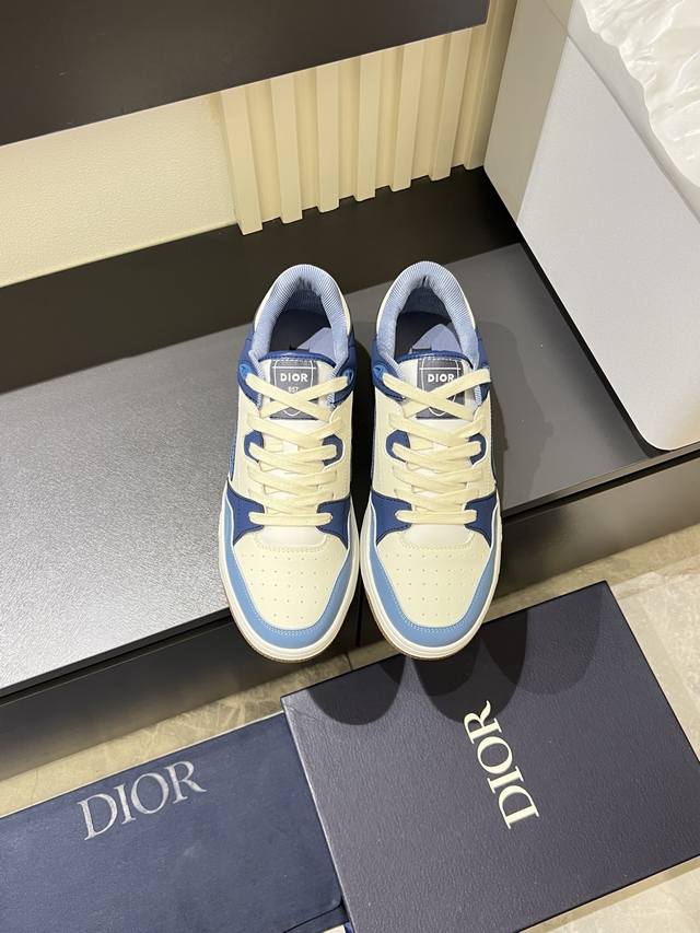 Dio* Mid-top B27 Casual Sneakers. This B27 high-top sneaker is a new addition to Dio* Mid-top B27 Casual Sneakers. This B27 high-top sneaker is a new addition to