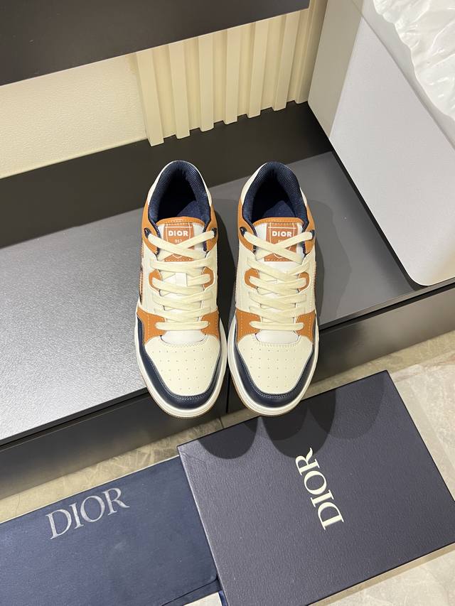 Dio* Mid-top B27 Casual Sneakers. This B27 high-top sneaker is a new addition to Dio* Mid-top B27 Casual Sneakers. This B27 high-top sneaker is a new addition to