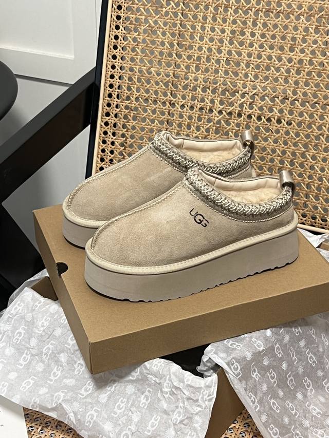 Thick-soled 2630Ss Latest Ugg Winter Fur Boots, a classic reborn, incredibly pop Thick-soled 2630Ss Latest Ugg Winter Fur Boots, a classic reborn, incredibly pop