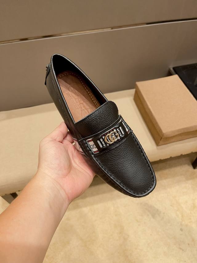 Gucci, founded in Florence in 1921, is one of the world's leading luxury brands. Gucci, founded in Florence in 1921, is one of the world's leading luxury brands.