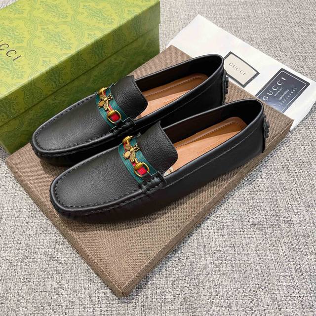 Gucci, founded in Florence in 1921, is one of the world's leading luxury brands. Gucci, founded in Florence in 1921, is one of the world's leading luxury brands.