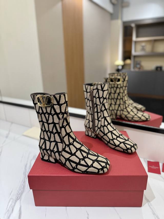 Valentino Garavani Vlogo Type Rosso Red V Logo Boots - Palladium Tone Vlogo Type