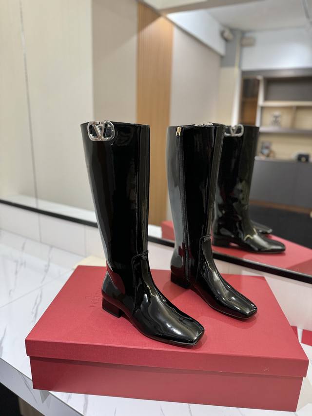 Factory Price: Valentino Garavani Vlogo Type Rosso Red V Logo Boots - Palladium