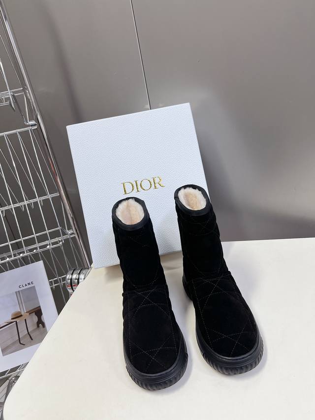 Dior Slip-on Slip-on Snow Boots (Autumn/Winter New Style) These Dior ankle boots