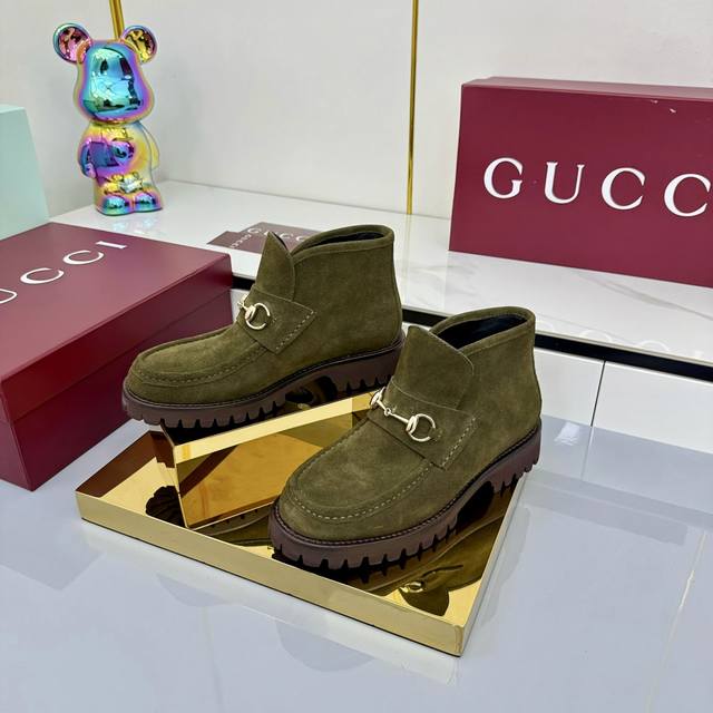 2025 New Gucci Versatile Lace-up Martin Boots Heel Height: 5cm Material: Top-gra