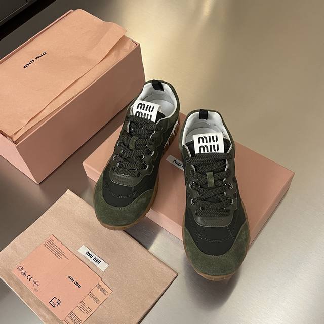 Factory Price: Miu Miu 2025 Spring/Summer New German Training Shoes are here! Ex