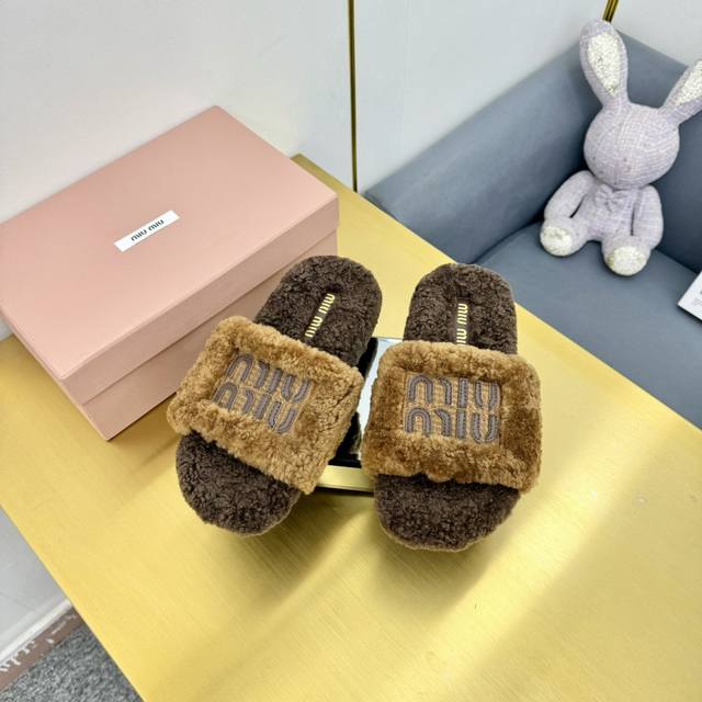 Factory Price: Miu Miu Autumn/Winter New Embroidered Wool Slippers - 1:1 Origina