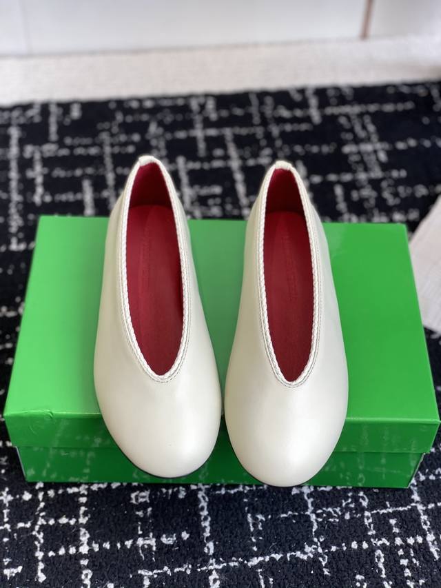 High-quality Bv Rosa ballet flats, apricot lambskin round leather with lace trim