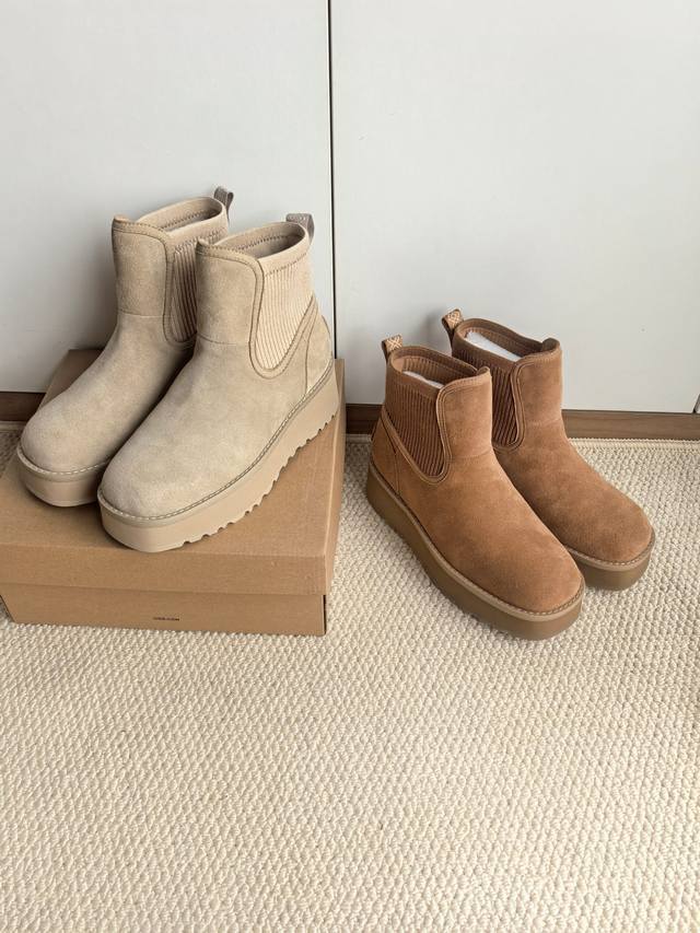 New Chelsea City Square Boots. 1173258 Upper made of split cowhide + wool lining