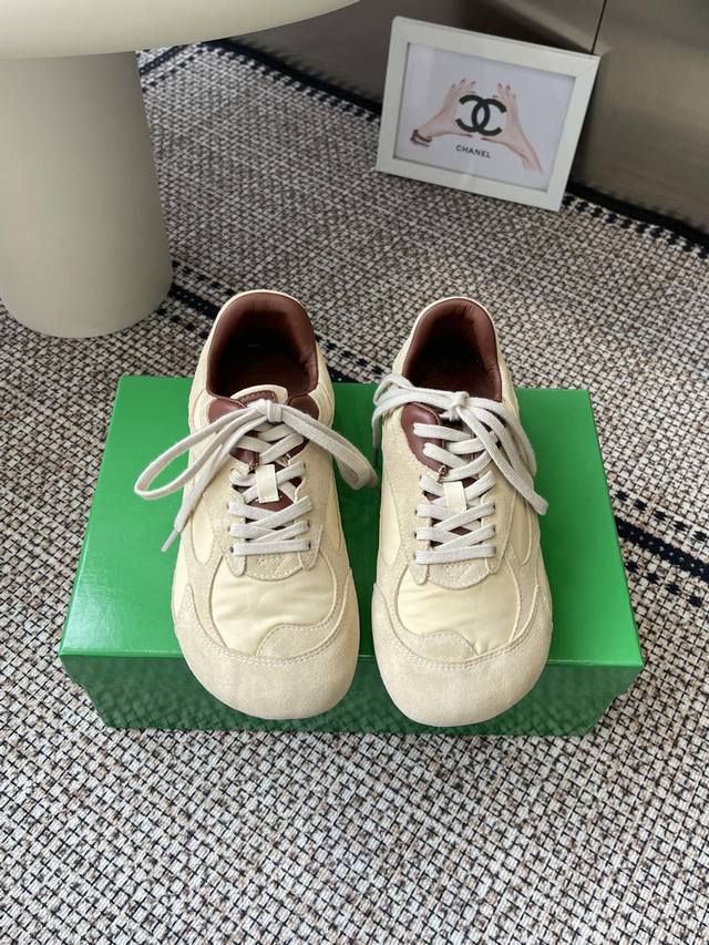 Bottega Veneta Orbit Series Retro Casual Sneakers for Men and Women. Inspired by