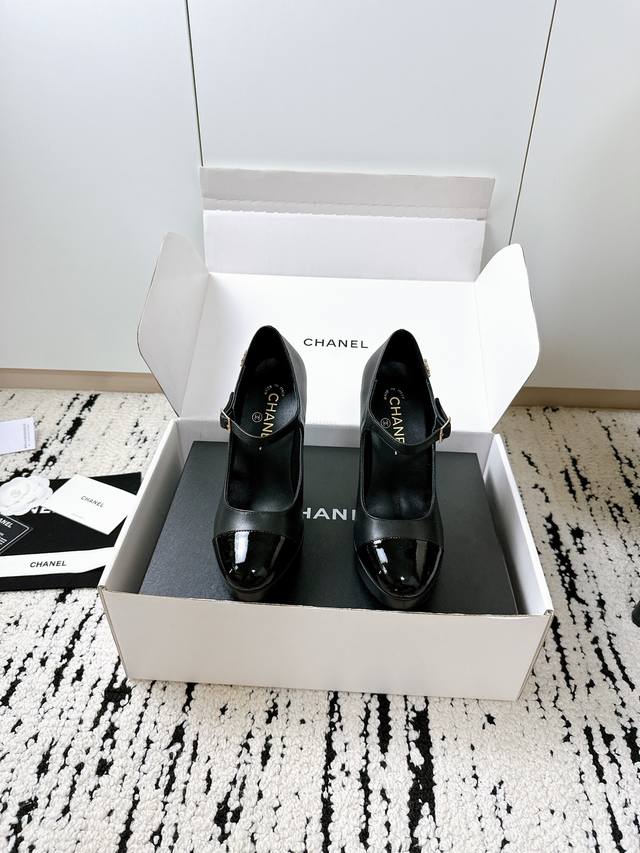 Top-tier pearl-heeled Mary Jane shoes. A runway style from the boutique, absolut
