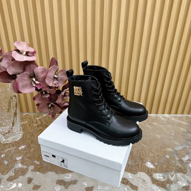 Dior Fall/Winter Ankle Boots - New Dior Buckle (Ddd) - Leather Lining, Fur Linin