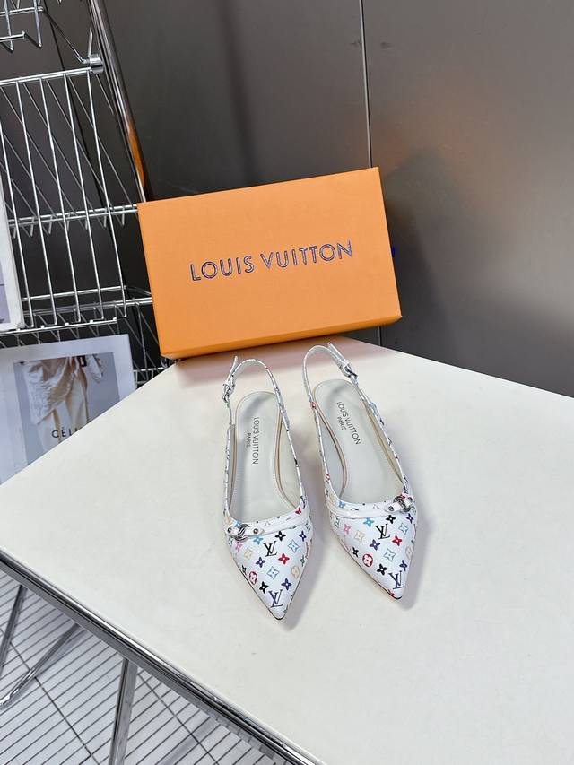 Louis Vuitton Spring/Summer Mary Jane Kitten Heel Pointed-Toe Shoes. This is one