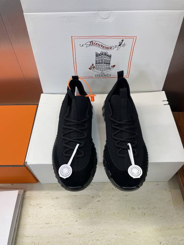 Factory direct price, comes with a full set of airplane boxes. Dongguan-made top