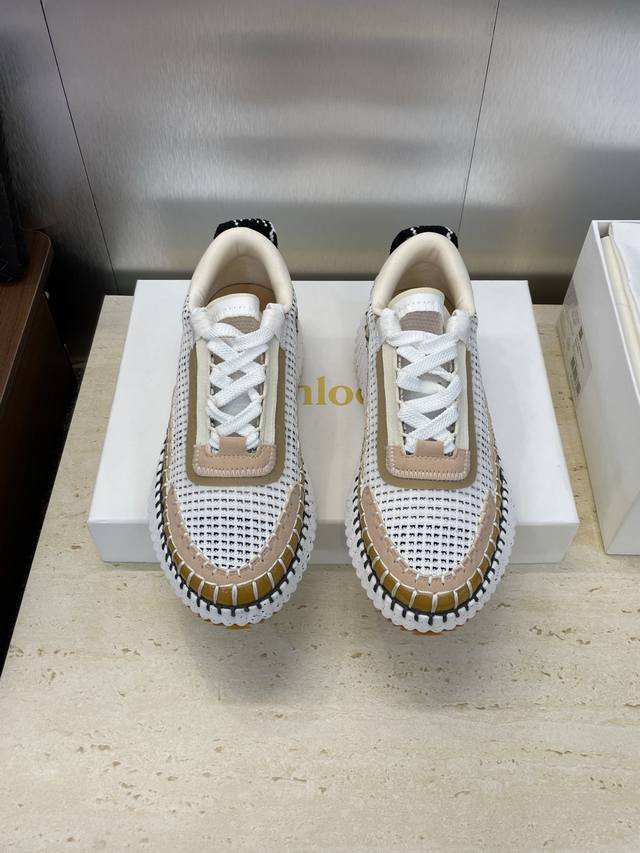 Factory direct price. Chloe 2025 Autumn/Winter runway new sports running shoes,