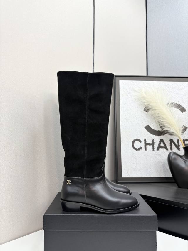 Chanel ankle boots, a must-have item for this fall/winter season!! Chanel's fall