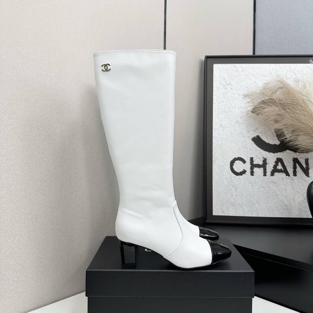 2025 Chanel Ankle Boots, a must-have item for this fall/winter season!! Chanel's