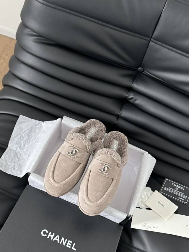 Chanel 24K Fall/Winter New Style Fluffy Half-Slippers Teddy Furry Shoes are so c