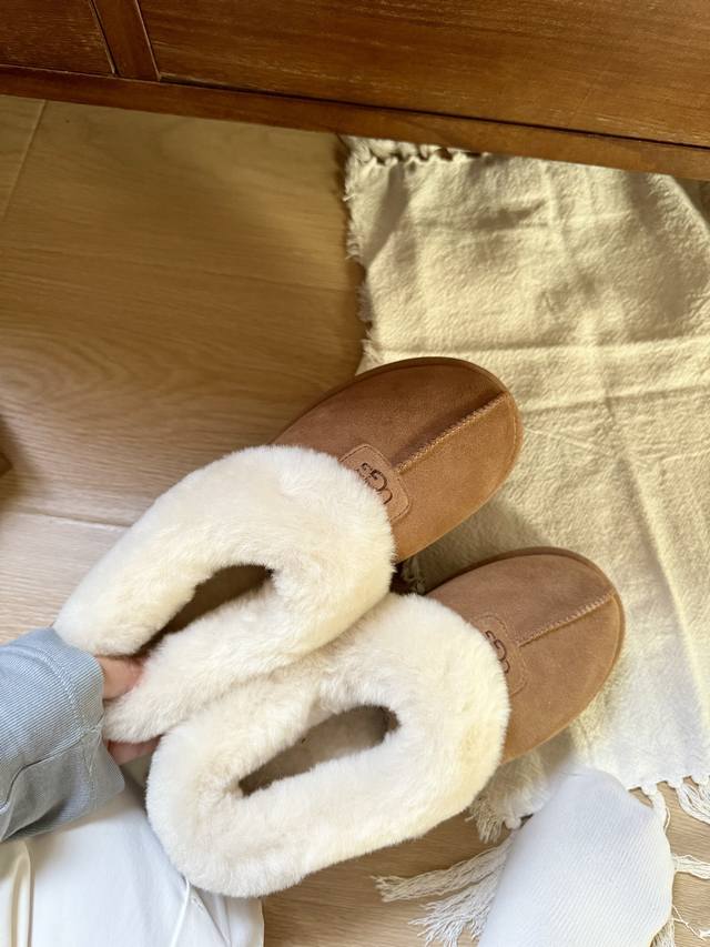 Ugg Tachite Thick Sole. Soft and gentle style. This year's latest thick sole ele