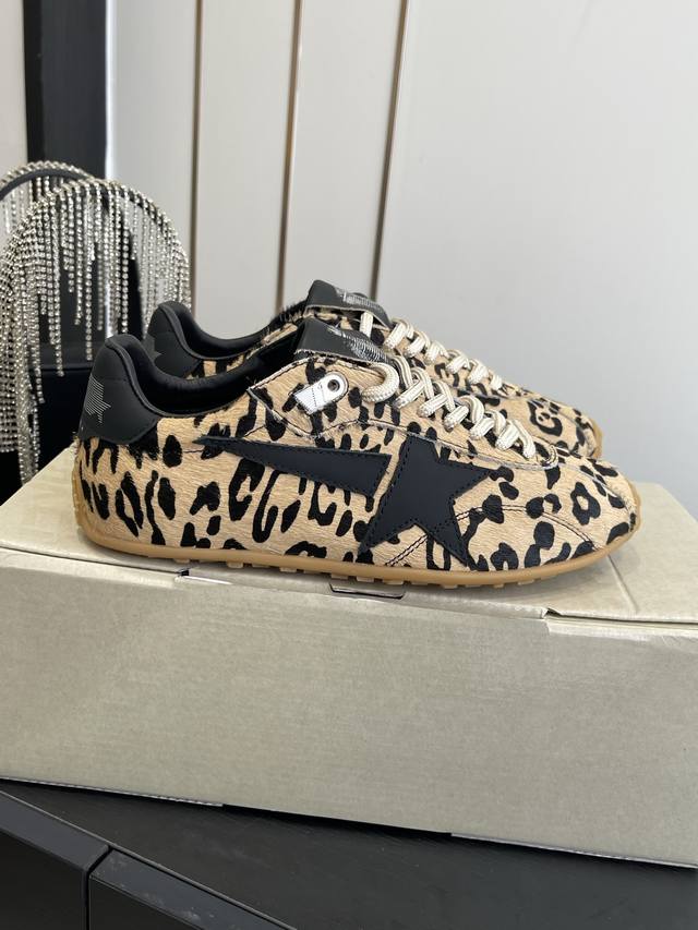 Top-tier version Marathon series athletic shoes, German training shoes Ddd. Uppe