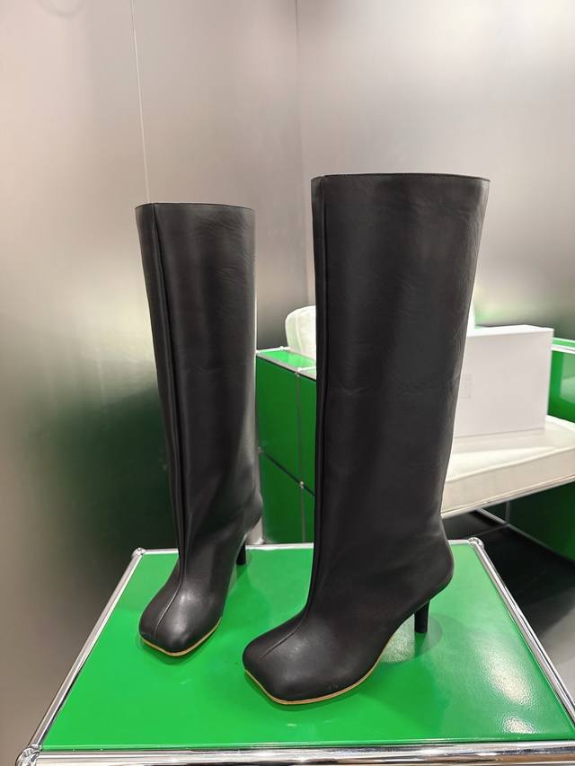 Top-tier version K049 Mm6 24 Early Autumn New High Boots - I absolutely love the