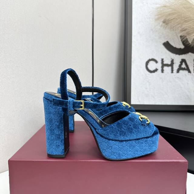 Gucci Classic Horsebit Wedge Sandals. Gucci's iconic horsebit buckle meets a chi