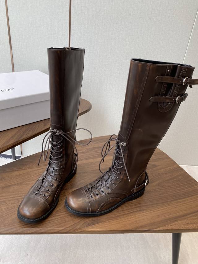 Cotemp60Ss These new autumn/winter lace-up boots are so comfortable! The Pinecon