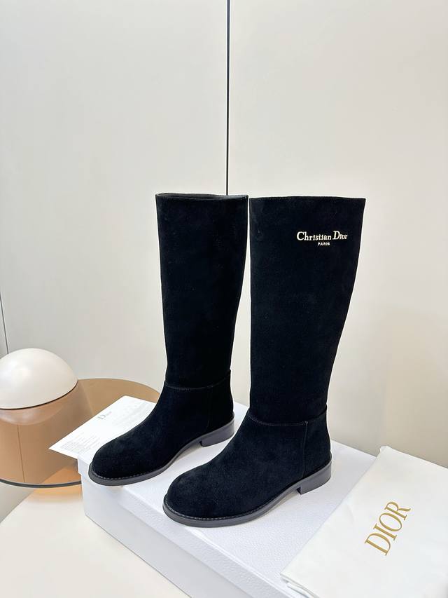 Dior Retro British Style Brogue New Knight Boots Versatile and Slim Fit Yyds. Th