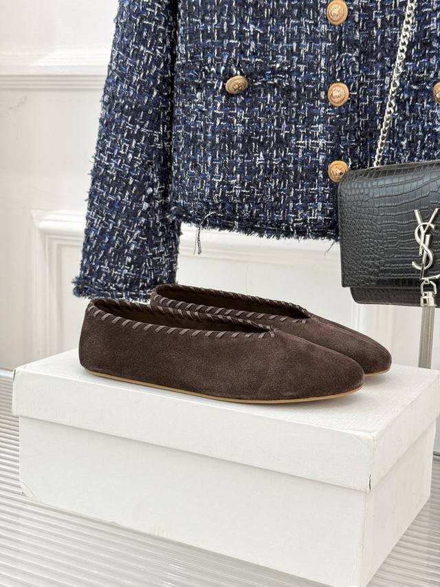 Top-tier version New retro V-mouth woven granny shoes Made of original custom su