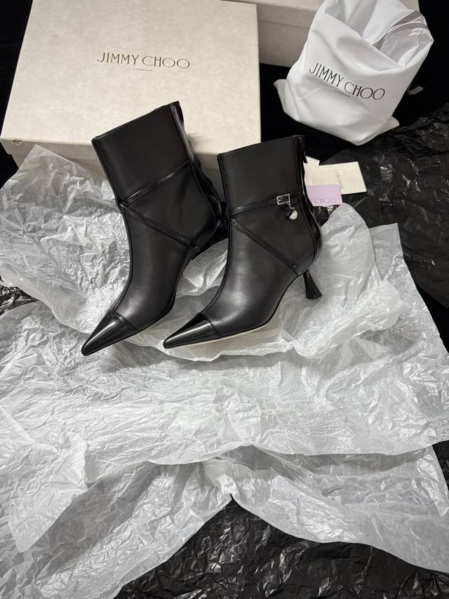 Jimmy Cho* New Arrival Instantly welds a sense of luxury onto your feet The slee