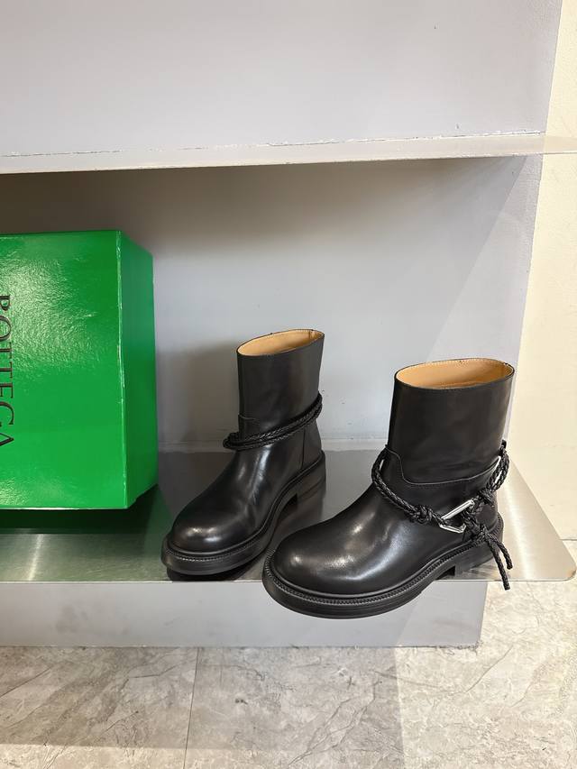 Bottega Veneta Autumn/Winter New James Series Short Boots & Long Boots. Highly r