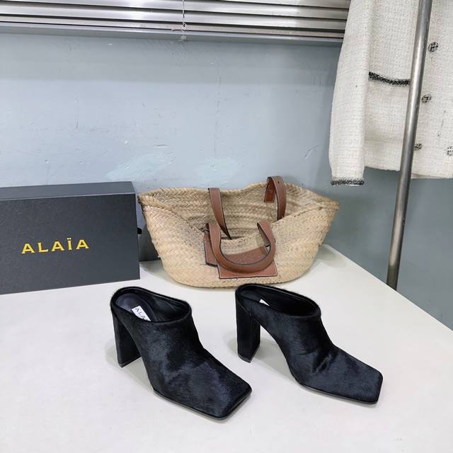 High-quality factory! Top quality Alaia 25Ss Autumn/Winter Simple and Stylish Ch