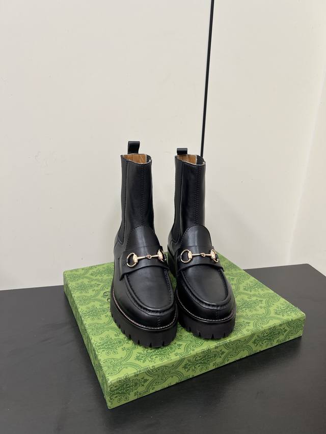 Gucci 25Ss Fall/Winter New Classic Horsebit Ankle Boots The comfortable and vers